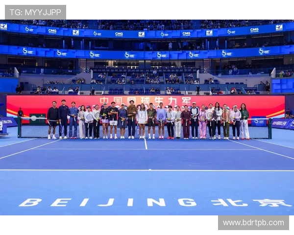 网球赛季精彩纷呈 新星崛起与传奇退役引发广泛关注